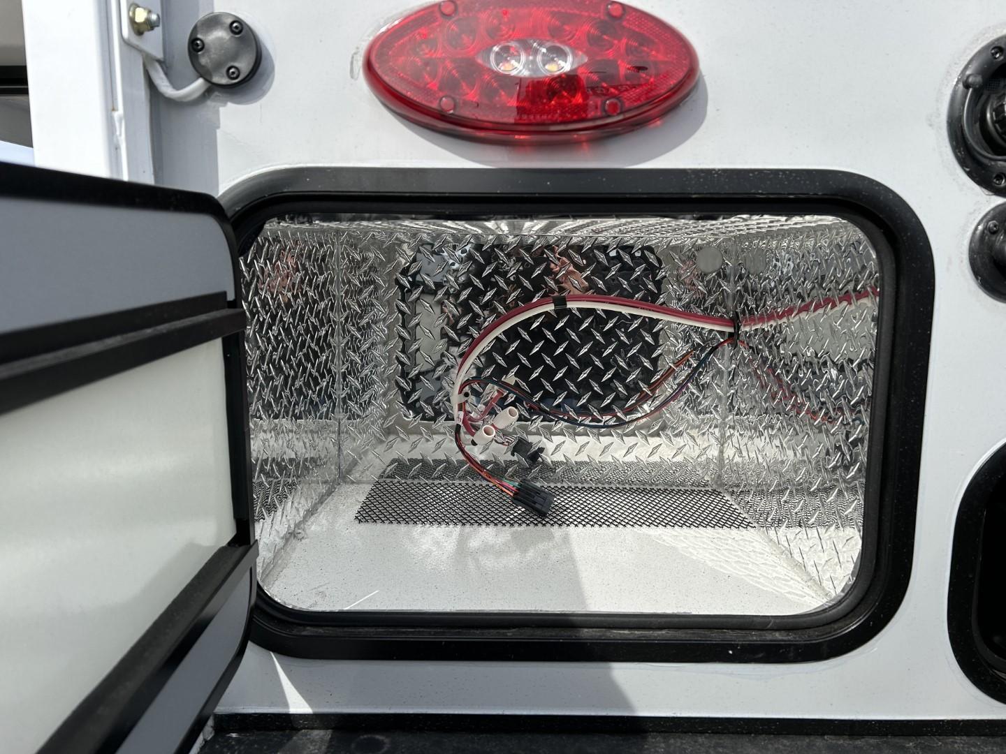 Caravane portée de marque Adventurer à vendre à Lanoraie