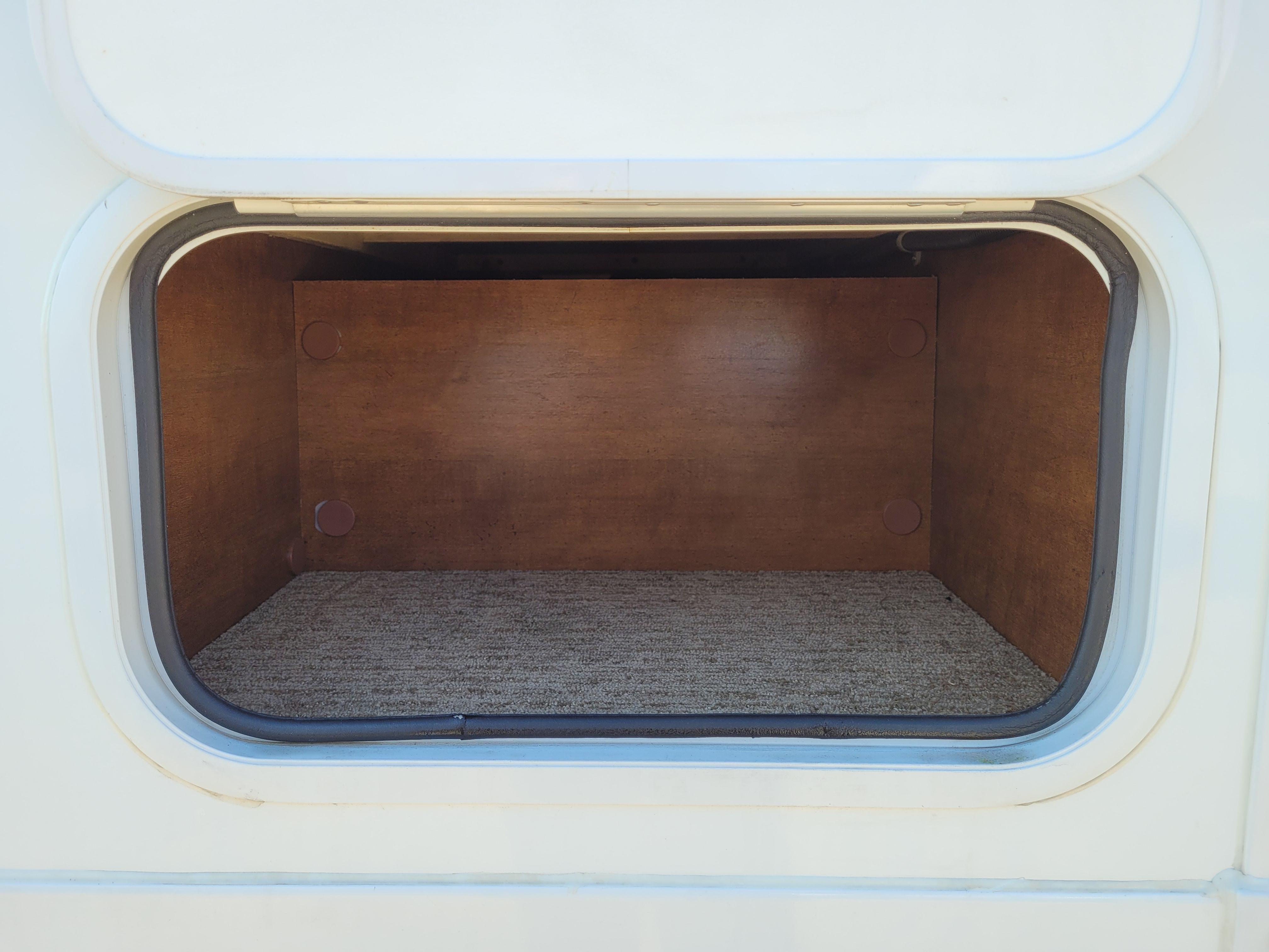 Caravane portée de marque Lance camper à vendre à Lanoraie