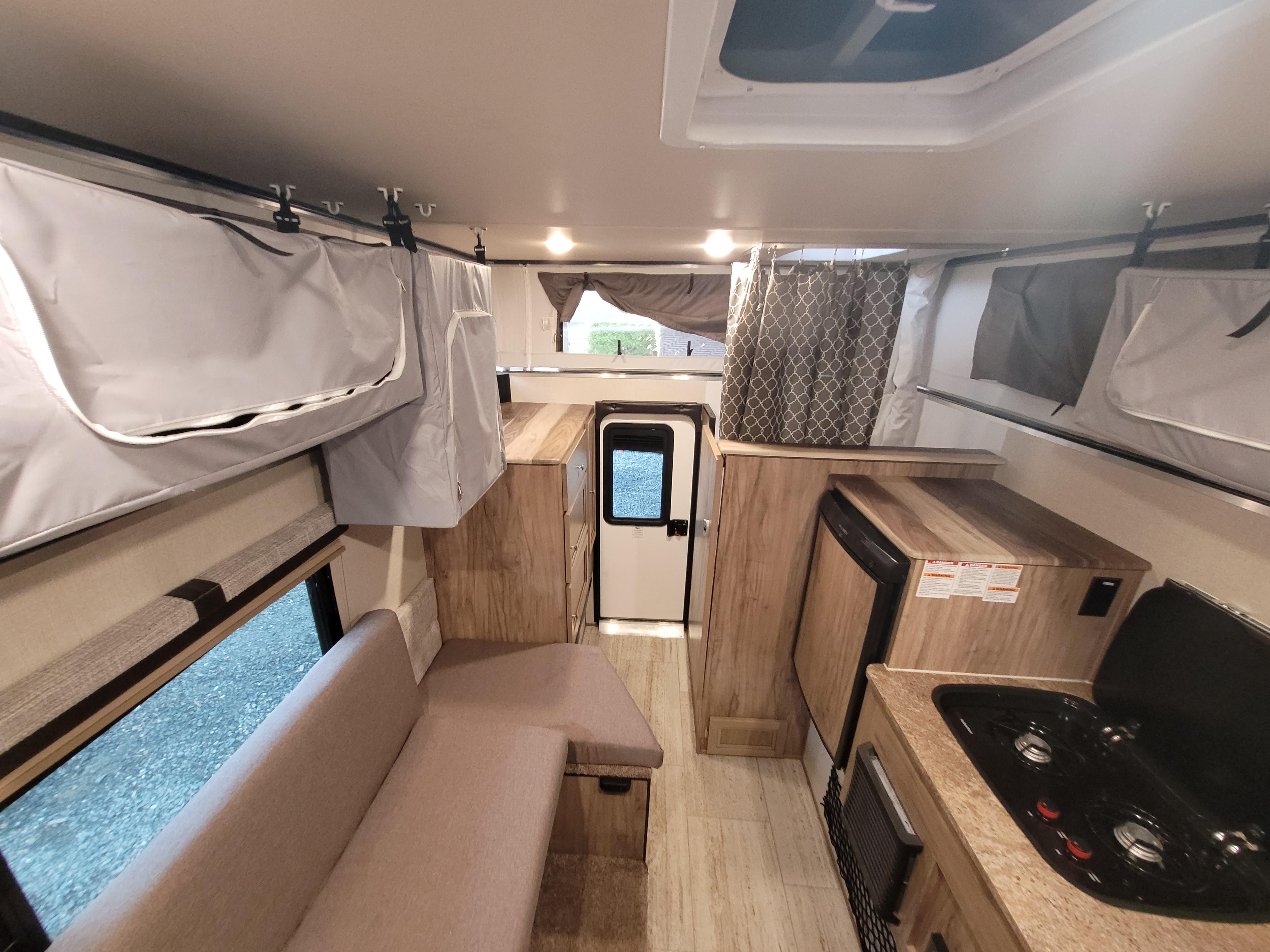 Caravane portée de marque Palomino à vendre à Lanoraie