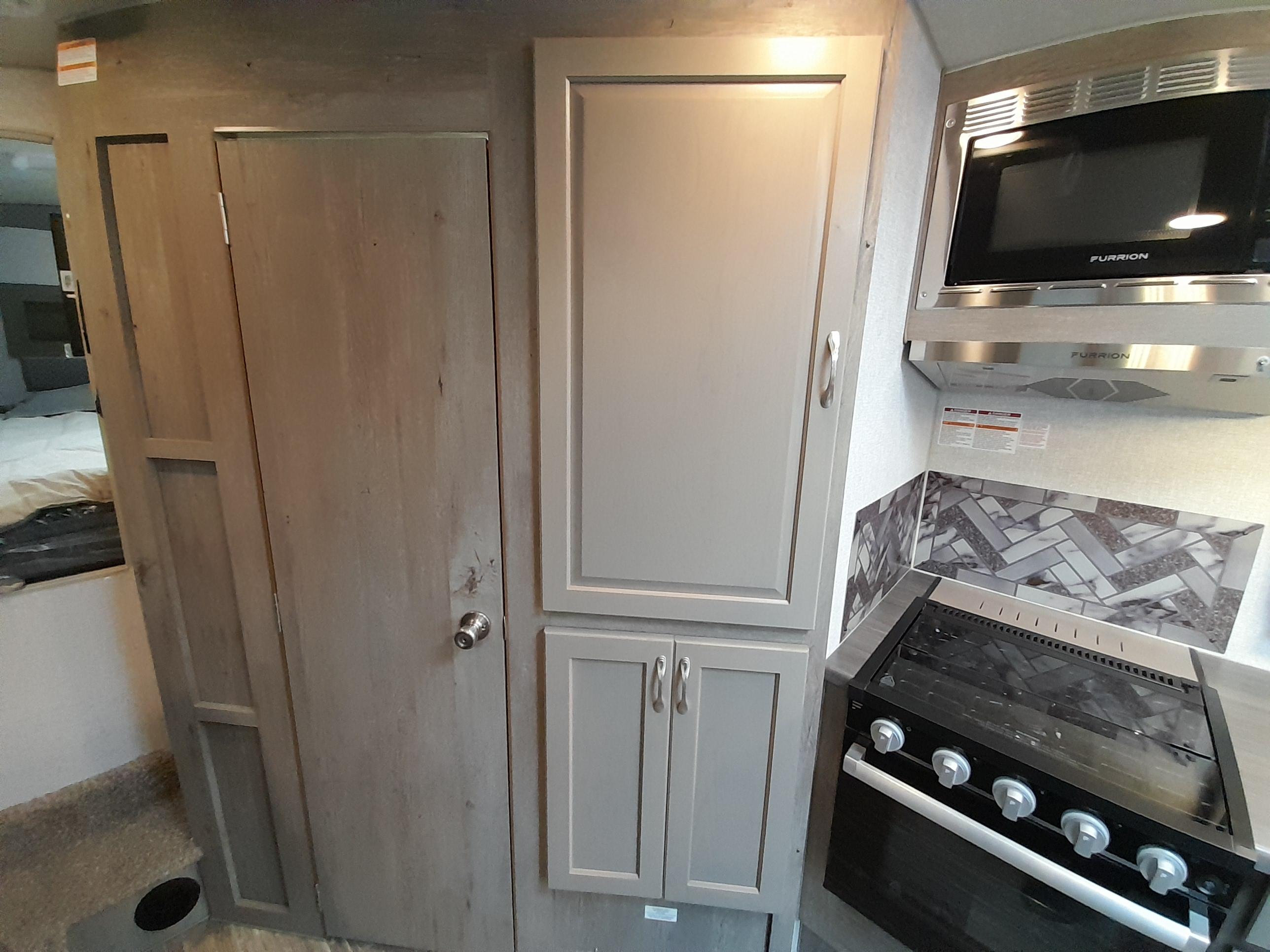 Caravane portée de marque Host campers à vendre à Lanoraie