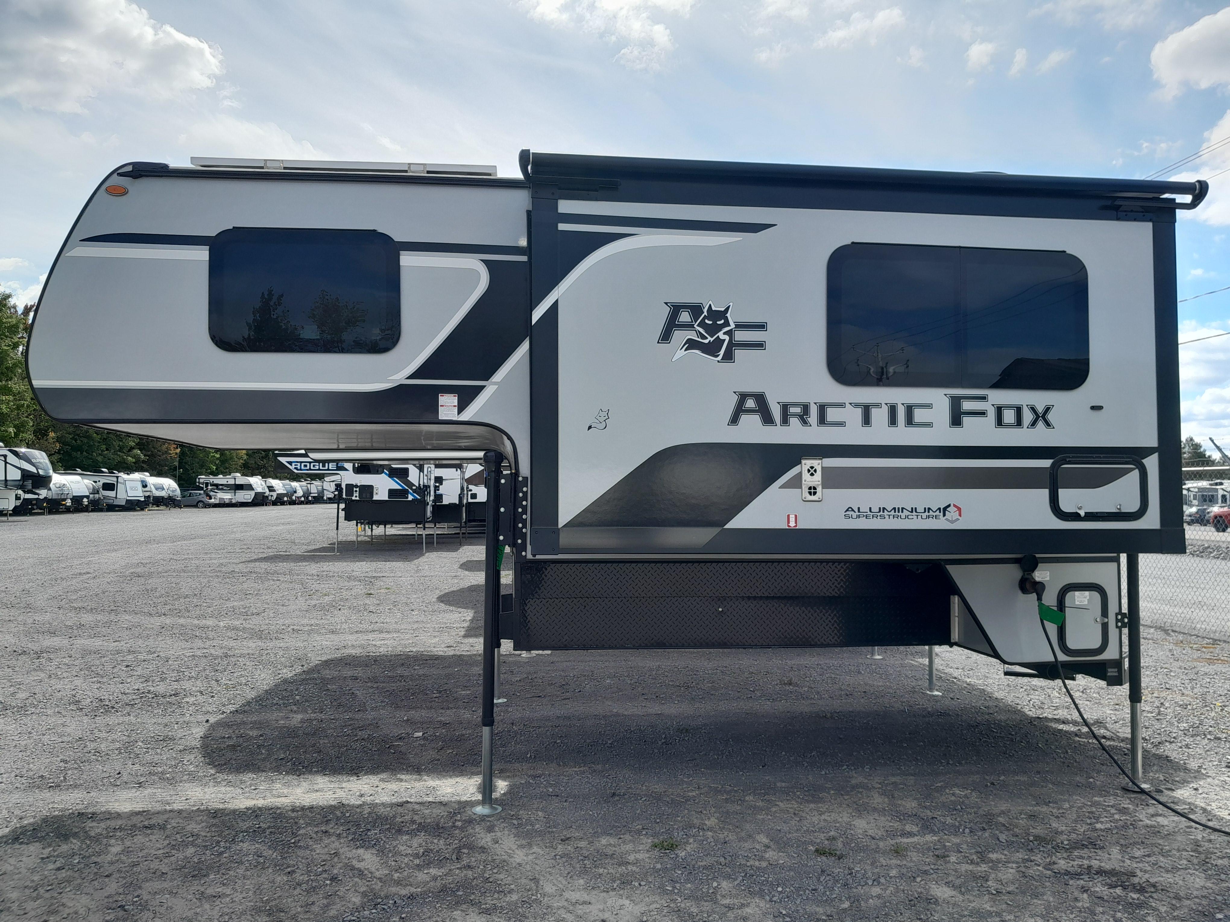 Caravane portée de marque Host campers à vendre à Lanoraie
