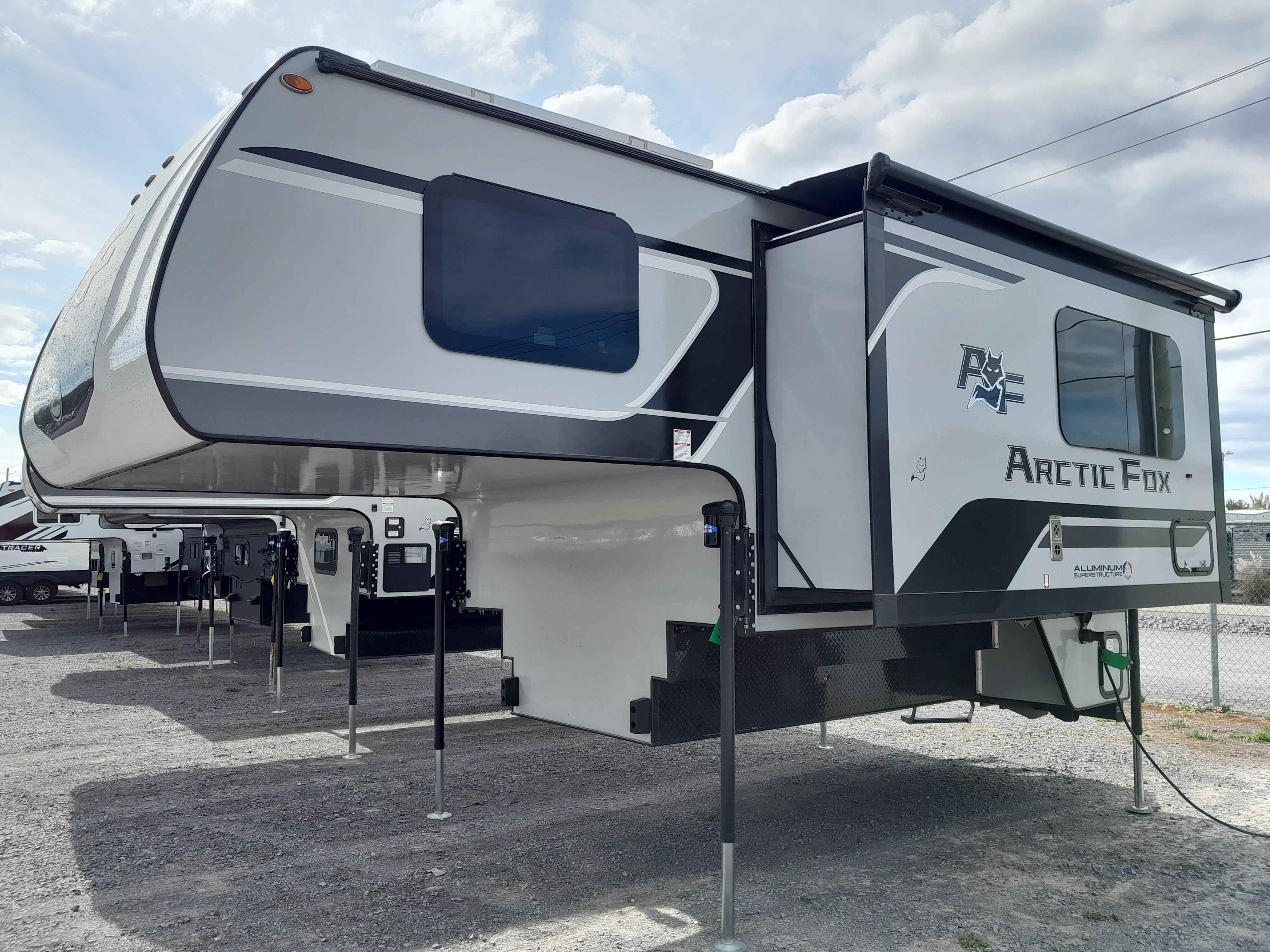 Caravane portée de marque Host campers à vendre à Lanoraie