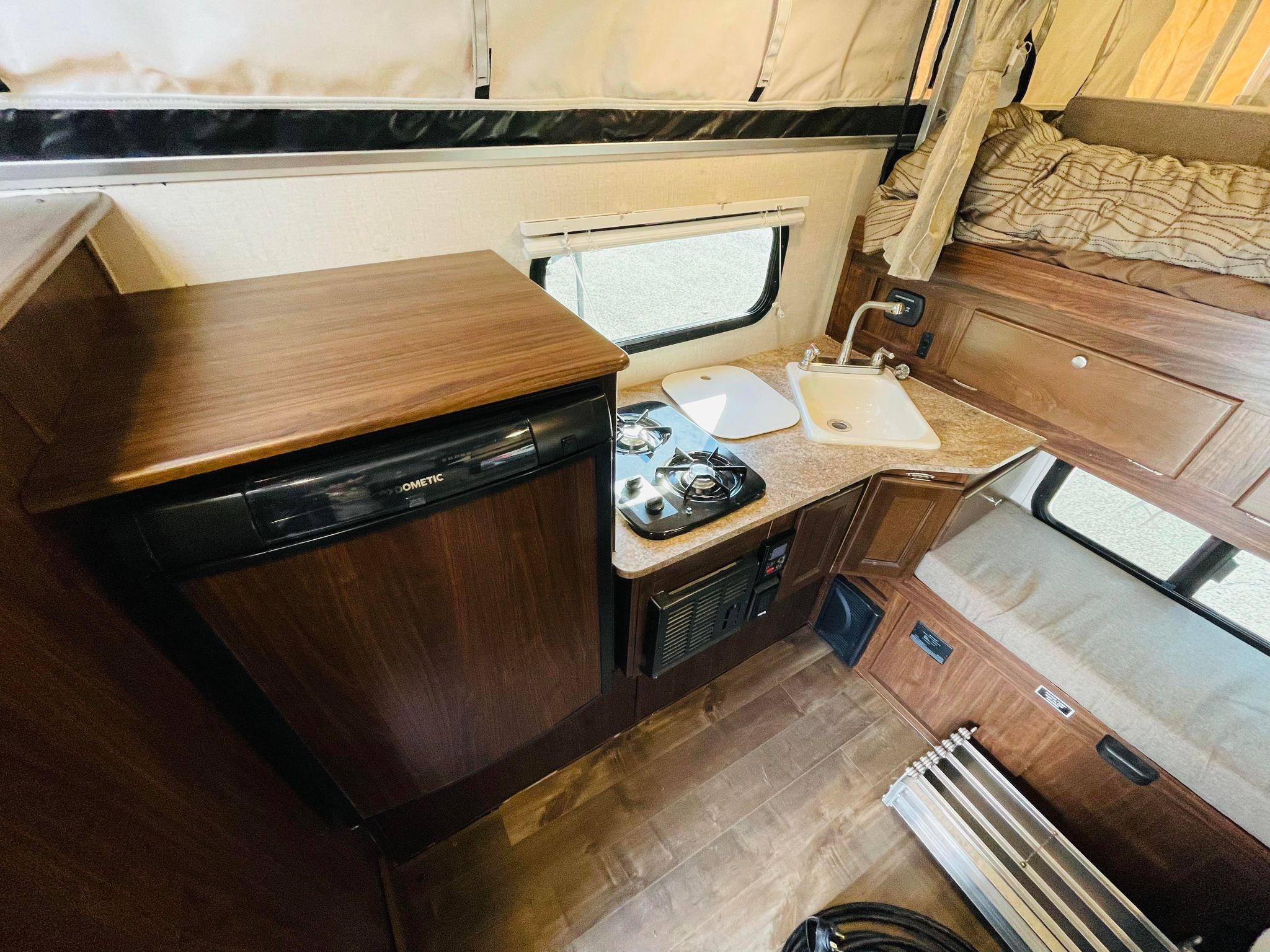 Caravane portée de marque Palomino à vendre à Lanoraie