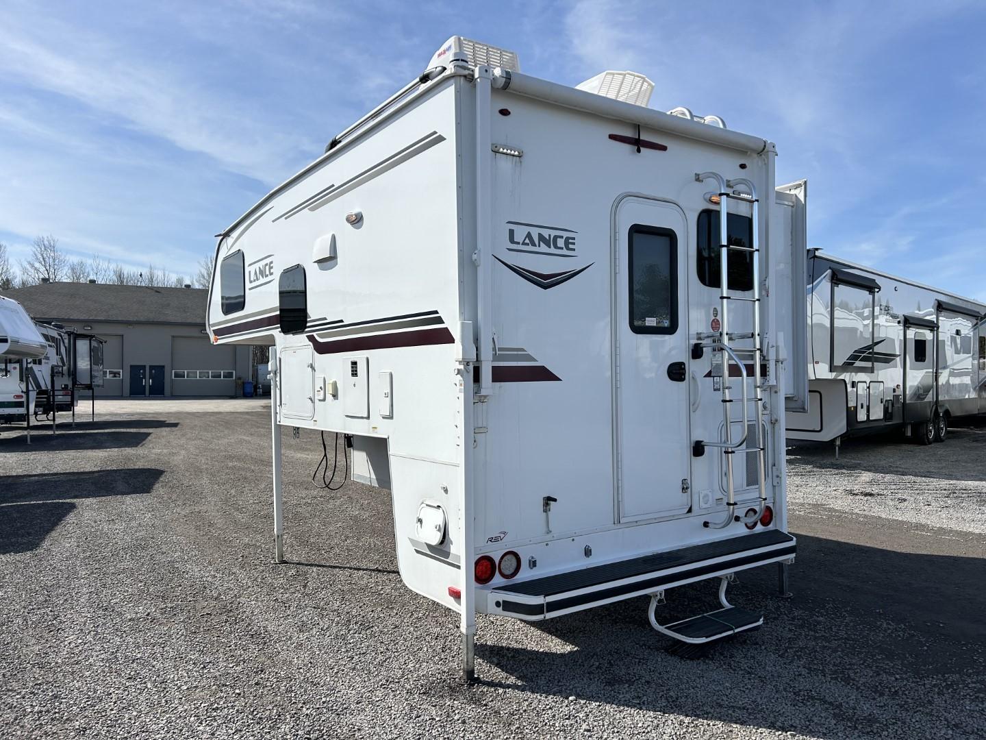 Lance camper Caravane portée for sale in Lanoraie
