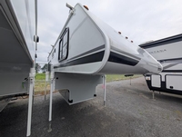 Caravane portée de marque Adventurer à vendre à Lanoraie