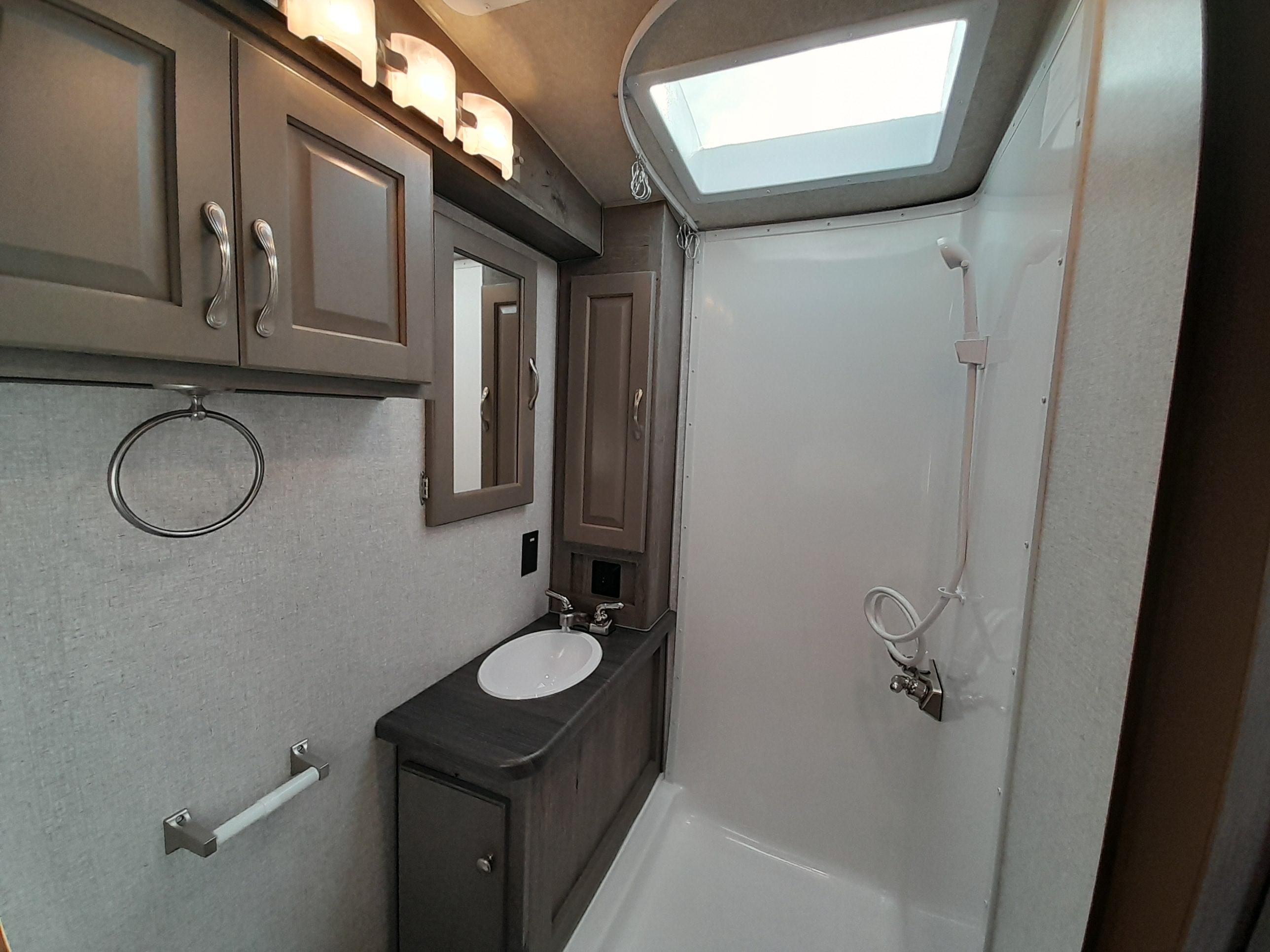 Caravane portée de marque Travel lite rv à vendre à Lanoraie