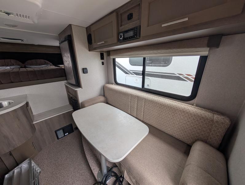 Caravane portée de marque Palomino à vendre à Lanoraie