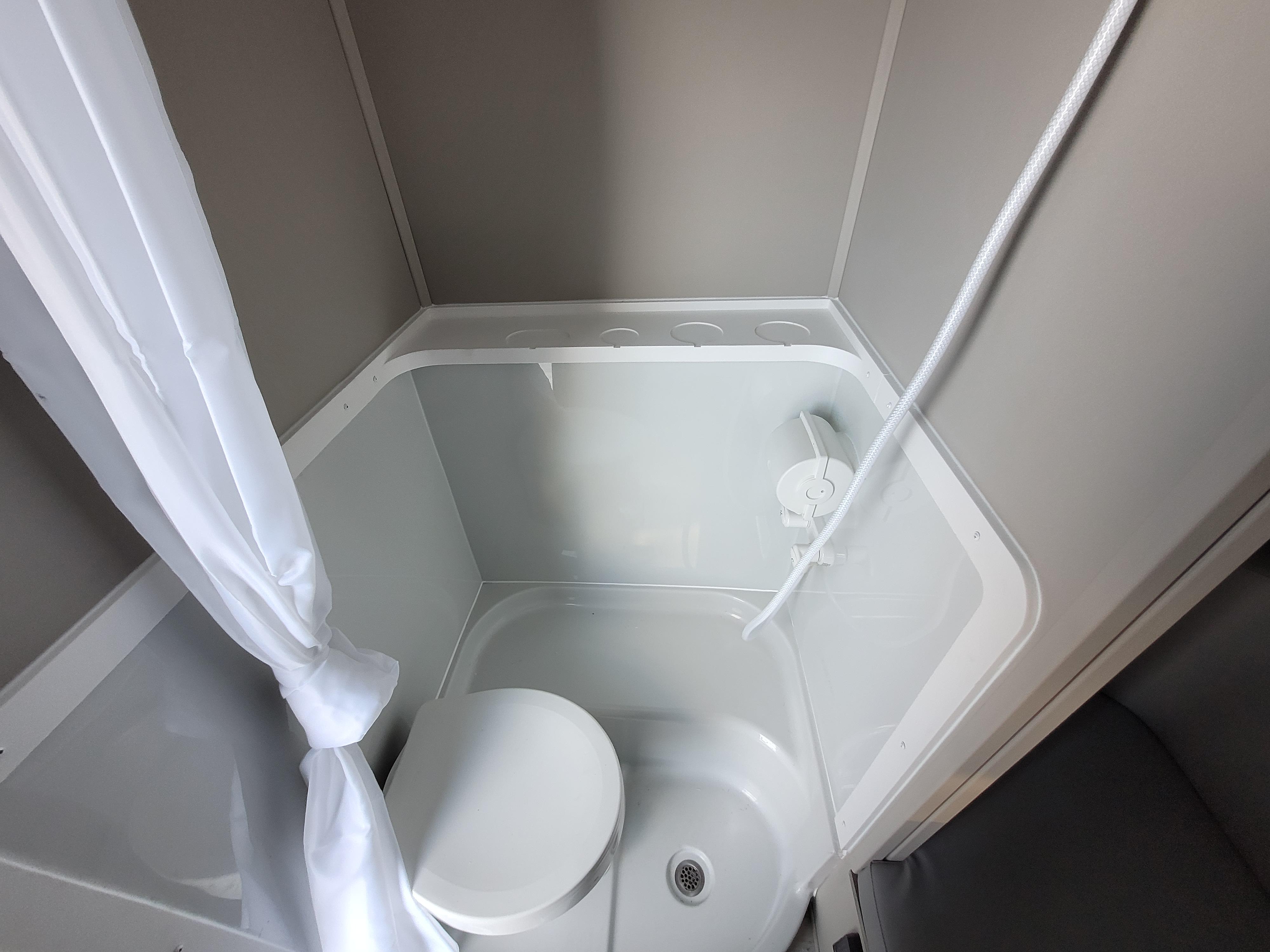 Bigfoot rv Caravane portée for sale in Lanoraie