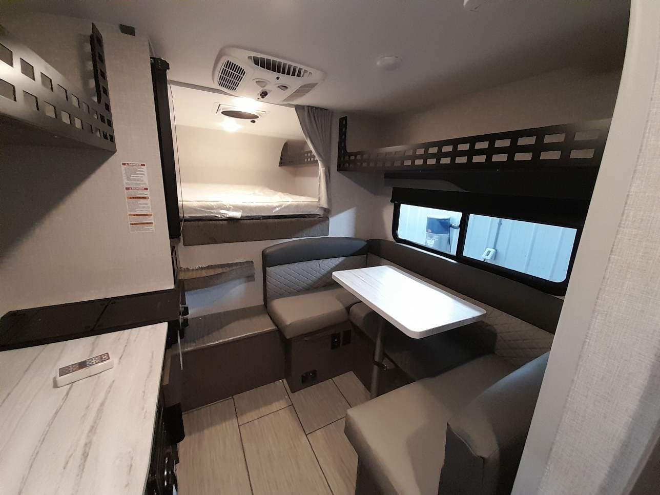 Lance camper Caravane portée for sale in Lanoraie