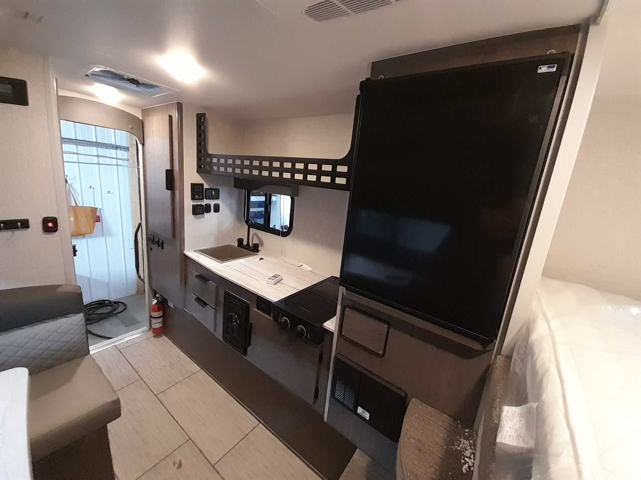Lance camper Caravane portée for sale in Lanoraie