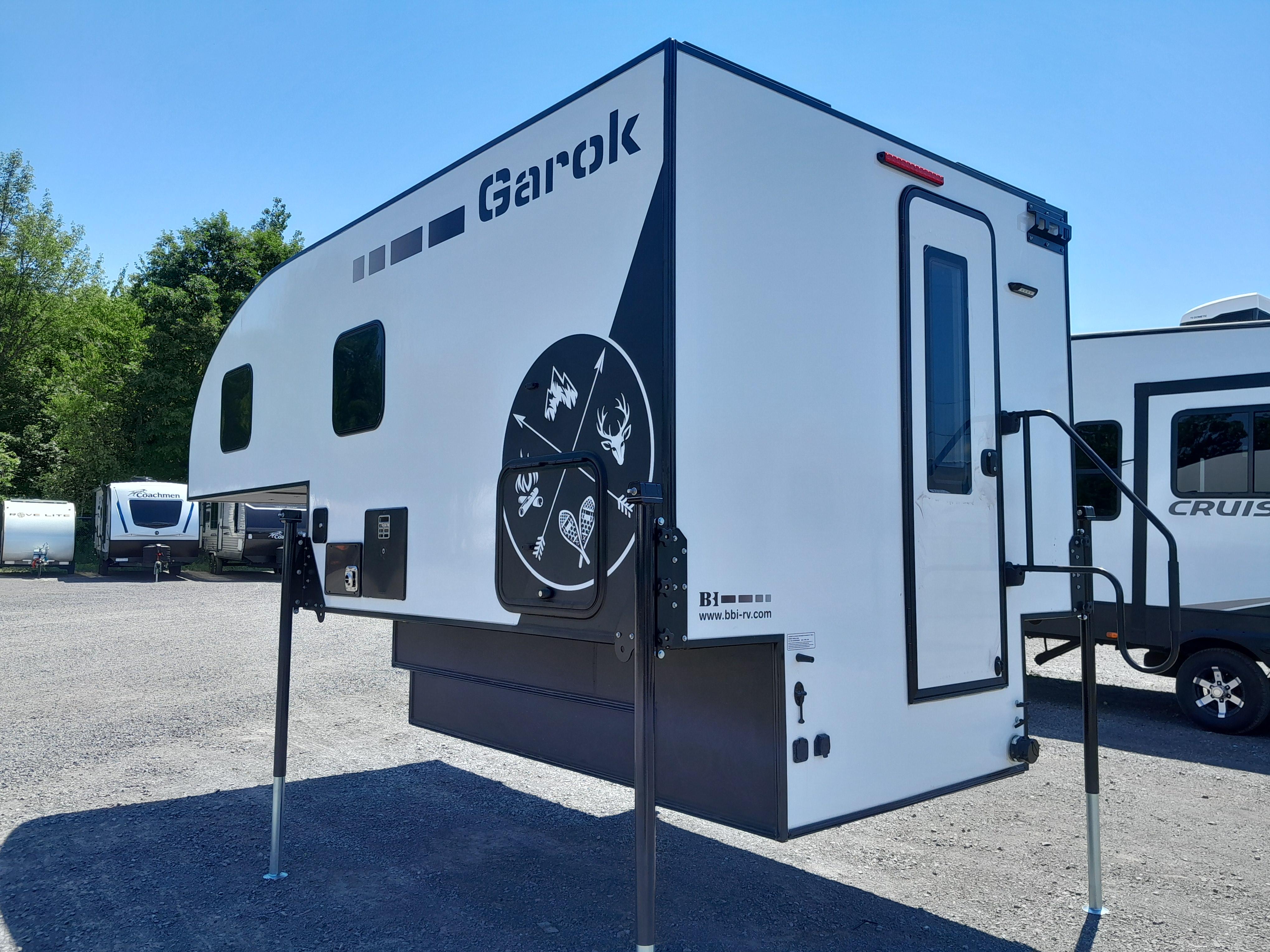 Caravane portée de marque Lance camper à vendre à Lanoraie