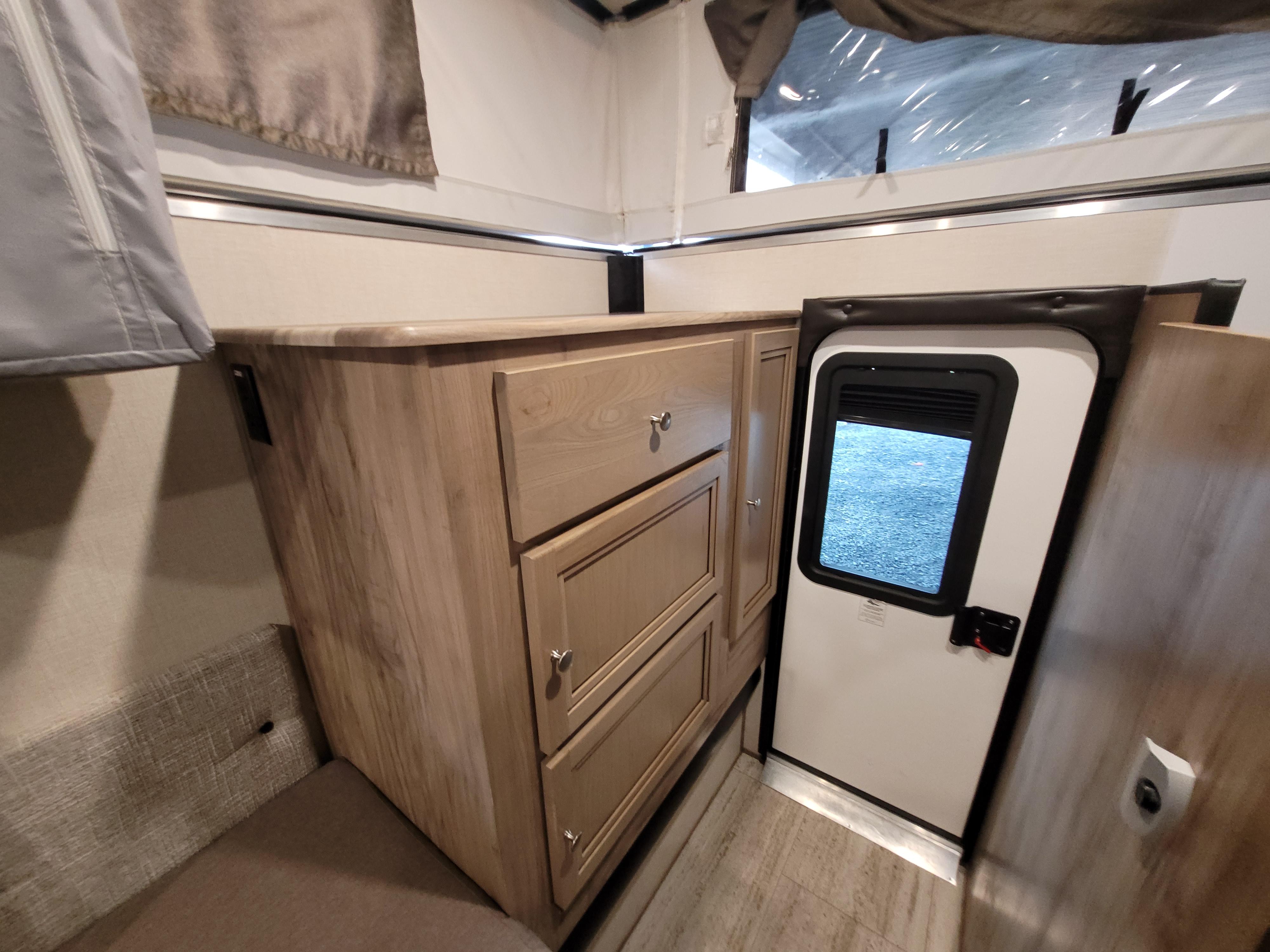 Bigfoot rv Caravane portée for sale in Lanoraie