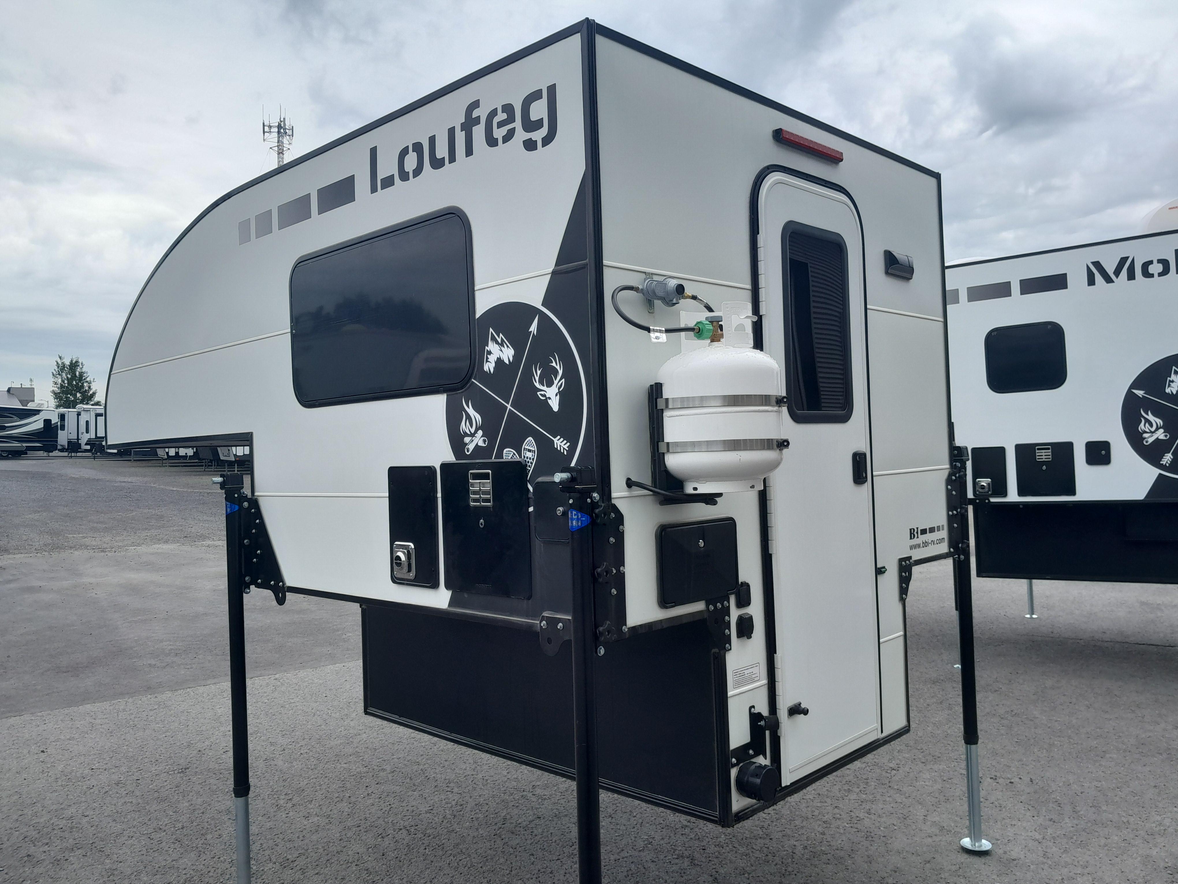 Bigfoot rv Caravane portée for sale in Lanoraie