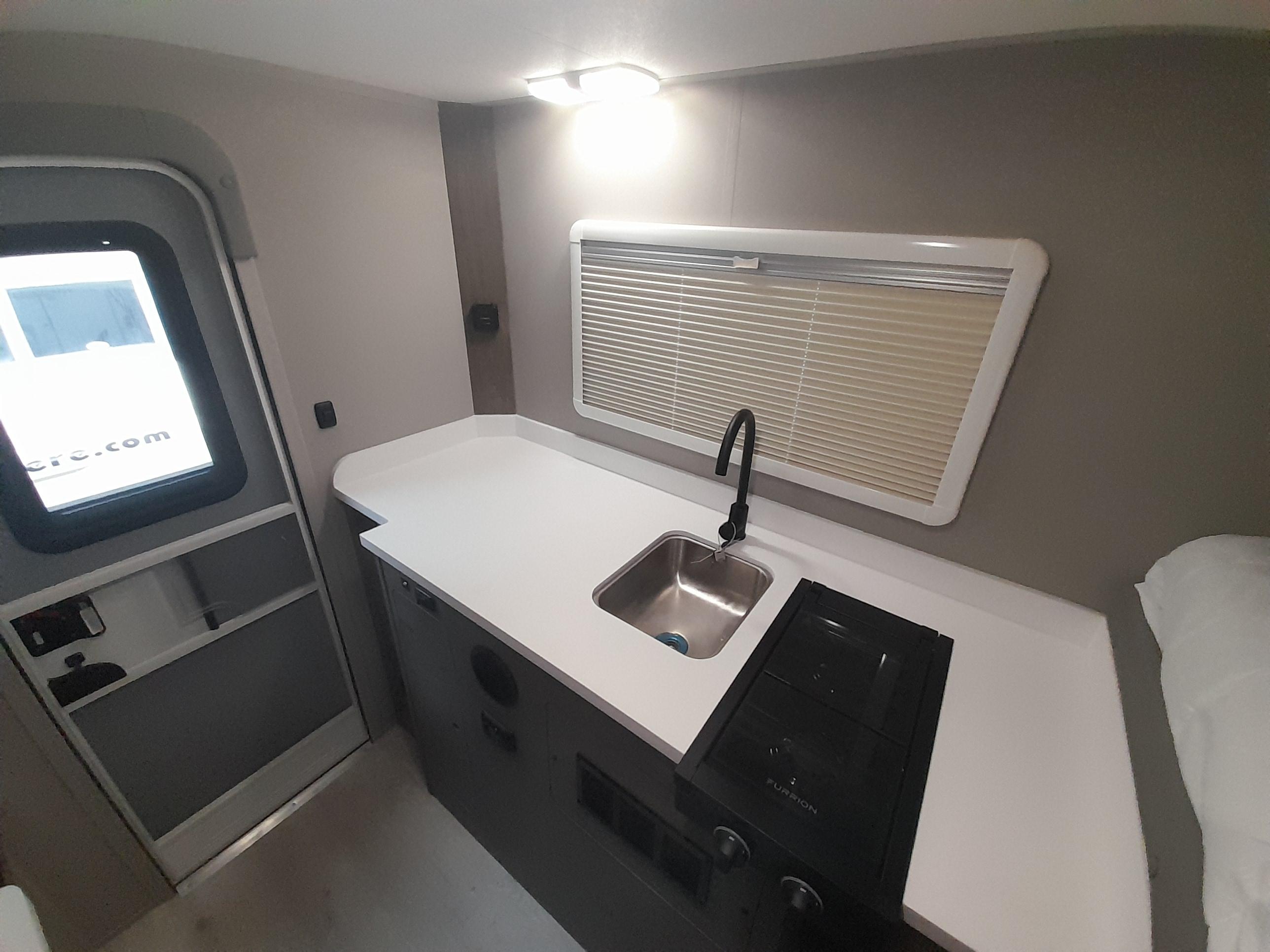 Bigfoot rv Caravane portée for sale in Lanoraie
