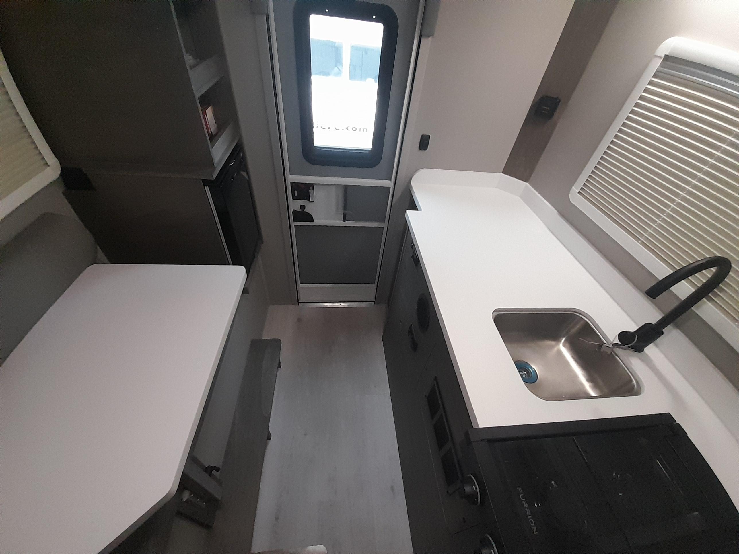 Bigfoot rv Caravane portée for sale in Lanoraie