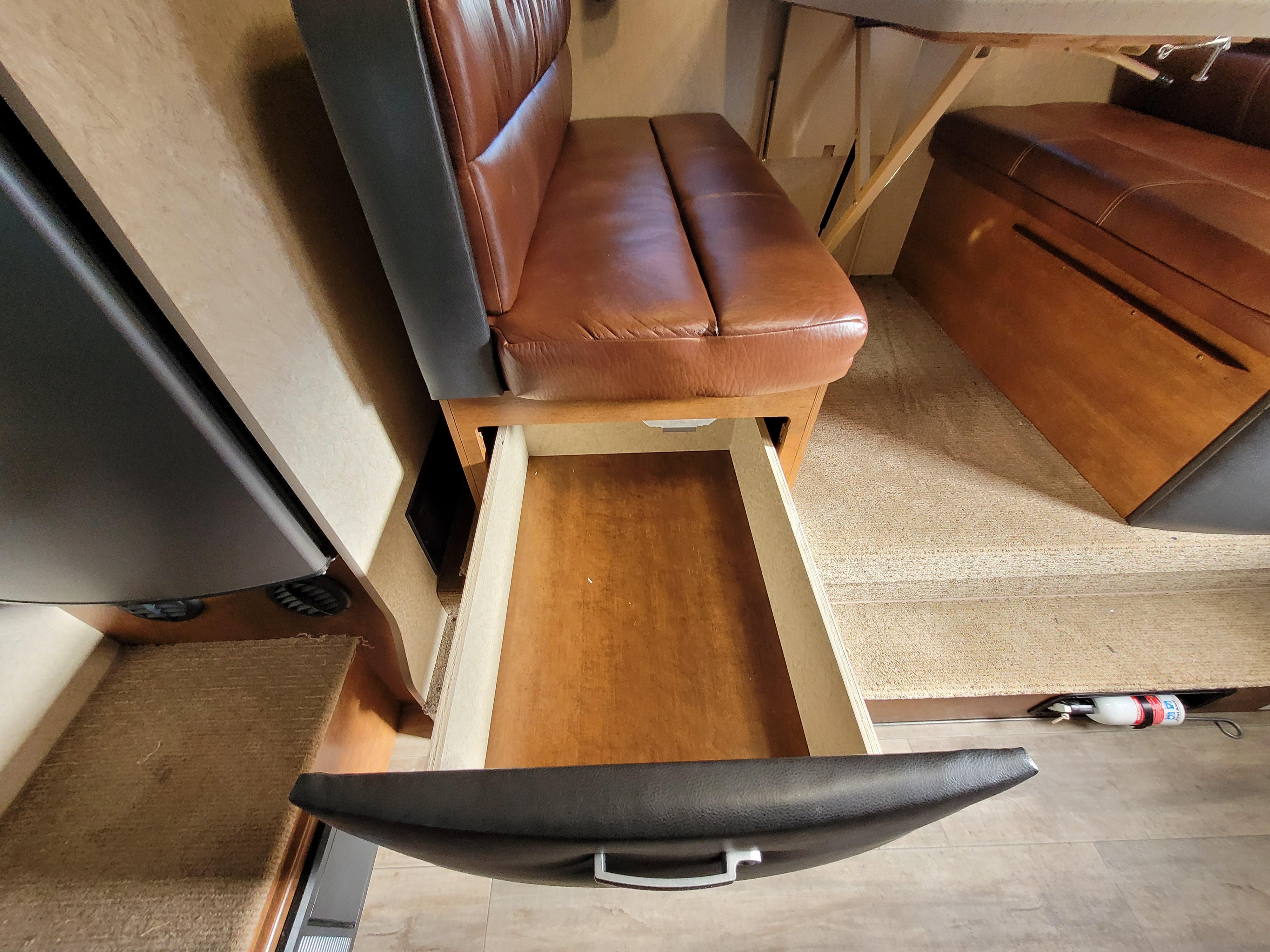 Caravane portée de marque Lance camper à vendre à Lanoraie