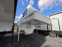 Caravane portée de marque Bigfoot rv à vendre à Lanoraie