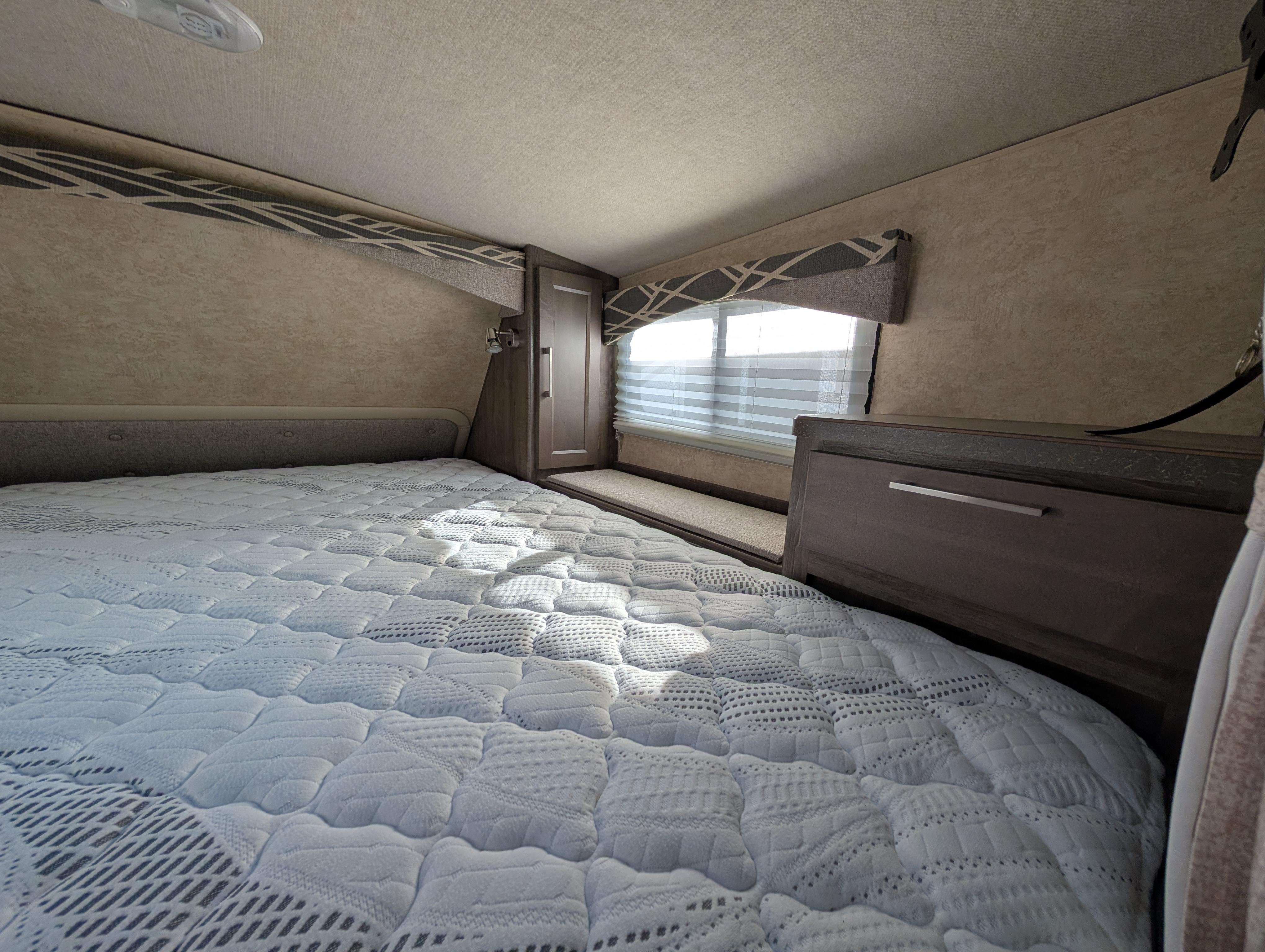 Caravane portée de marque Bigfoot rv à vendre à Lanoraie