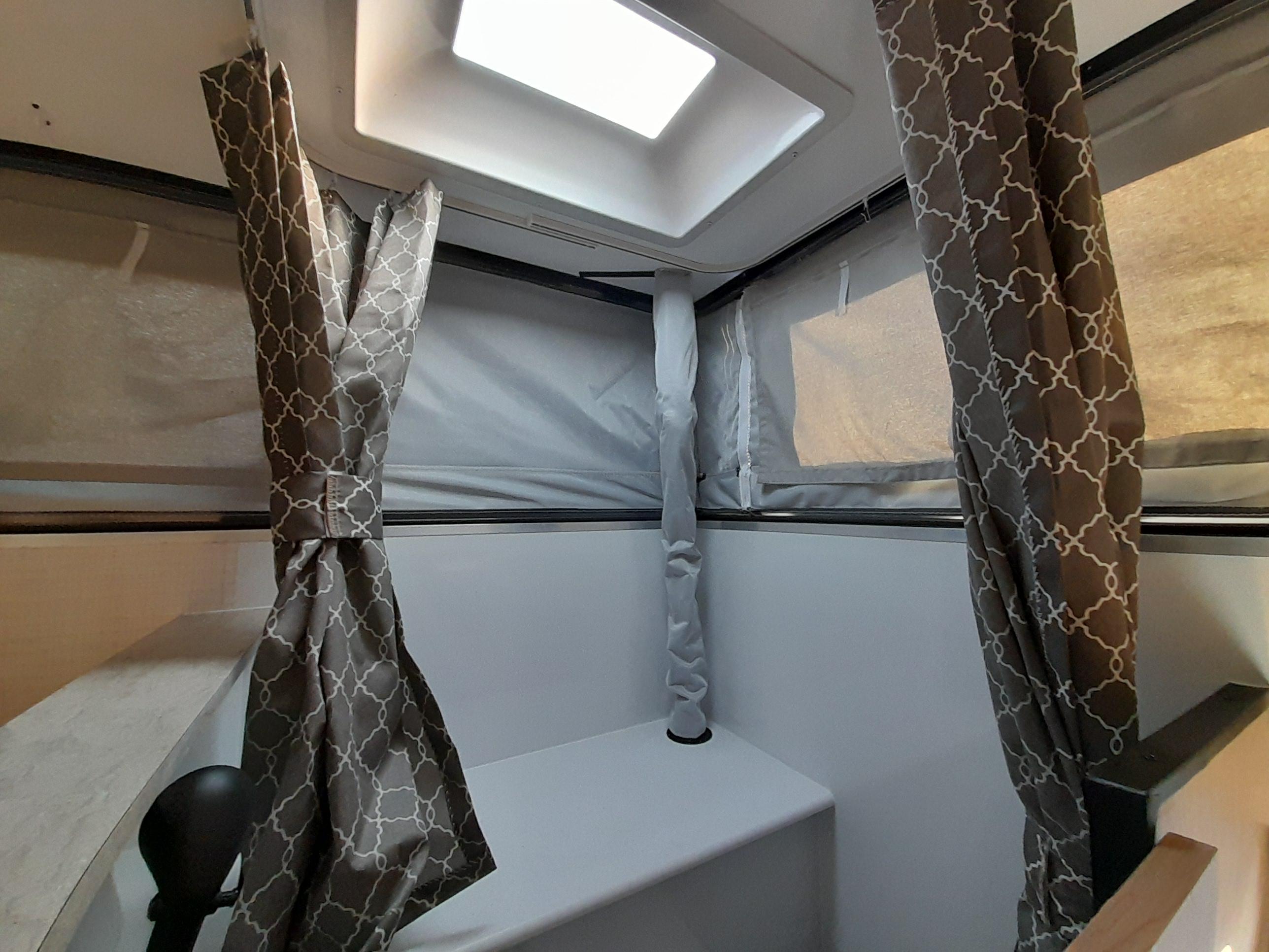 Adventurer Campeur for sale in Lanoraie