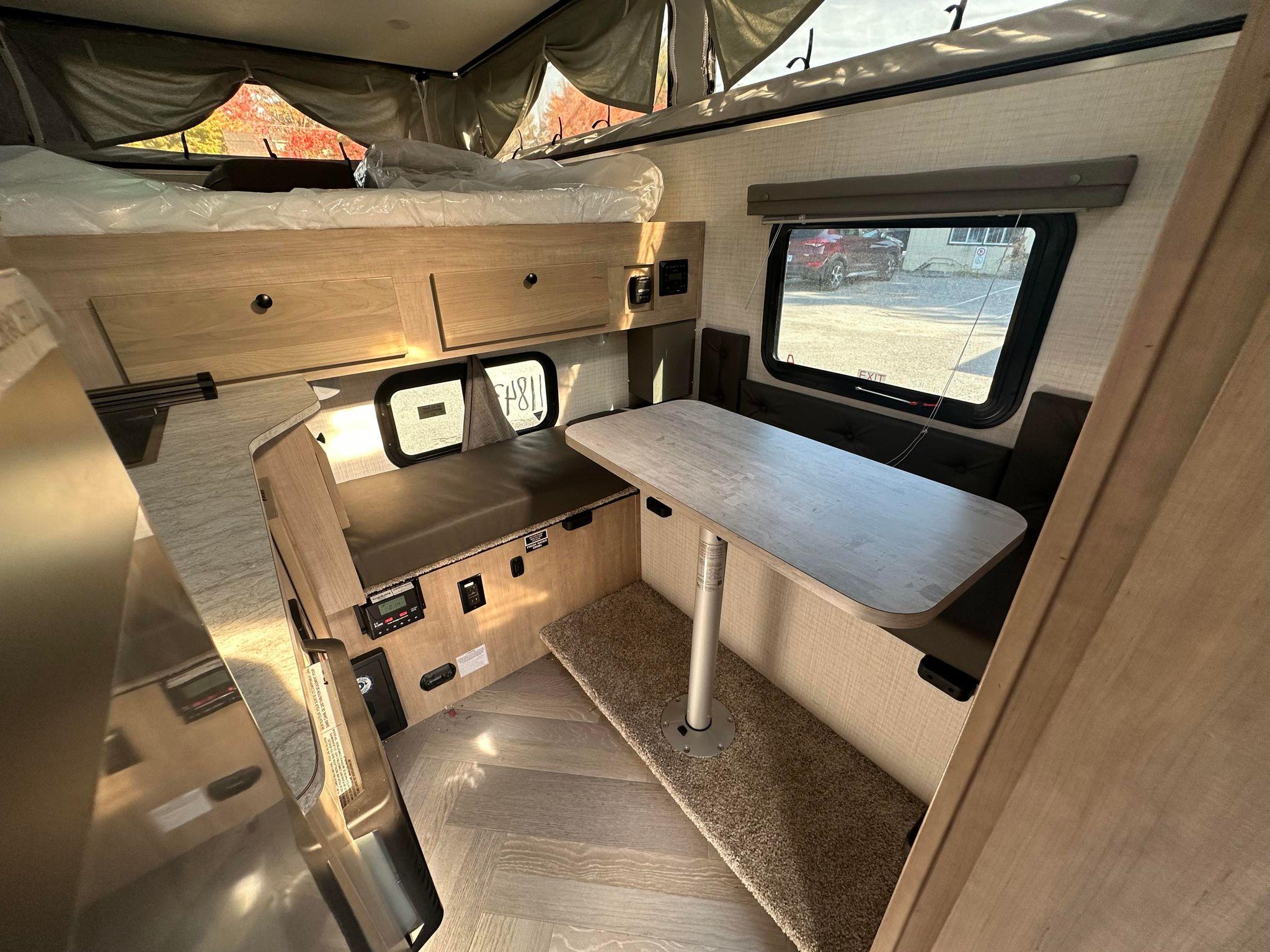 Caravane portée de marque Palomino à vendre à Lanoraie