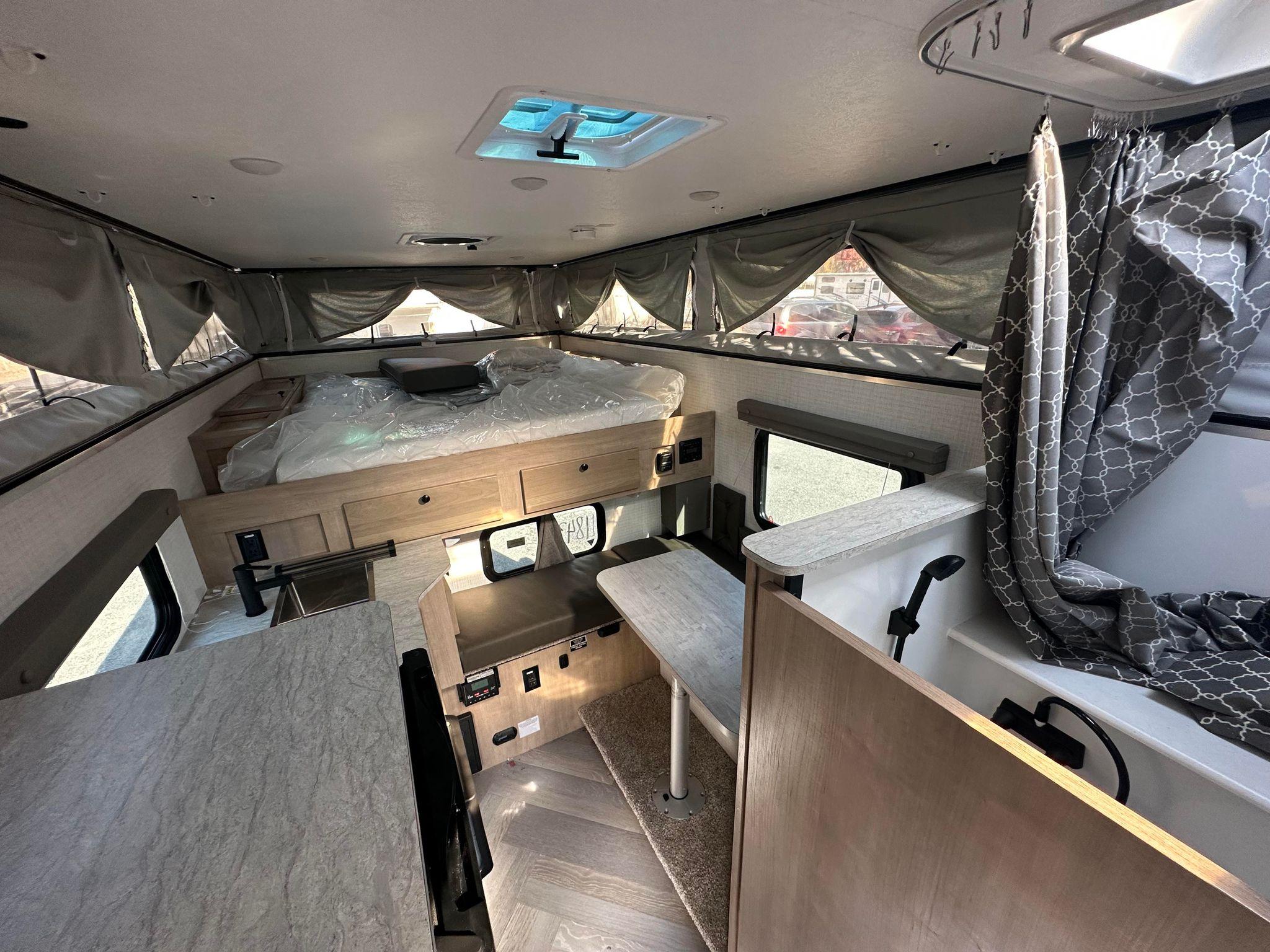 Caravane portée de marque Palomino à vendre à Lanoraie