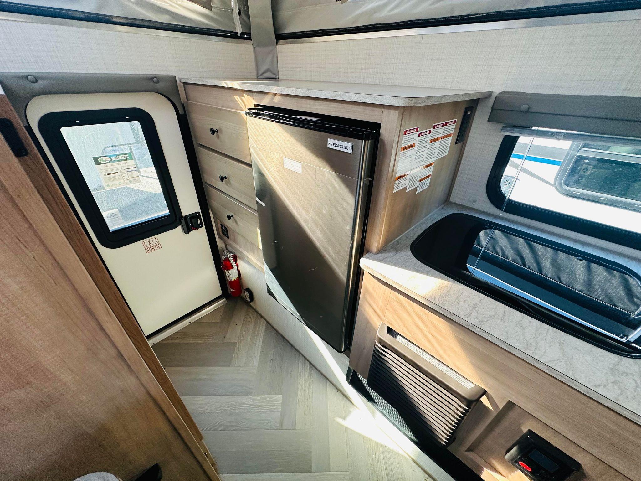 Caravane portée de marque Palomino à vendre à Lanoraie