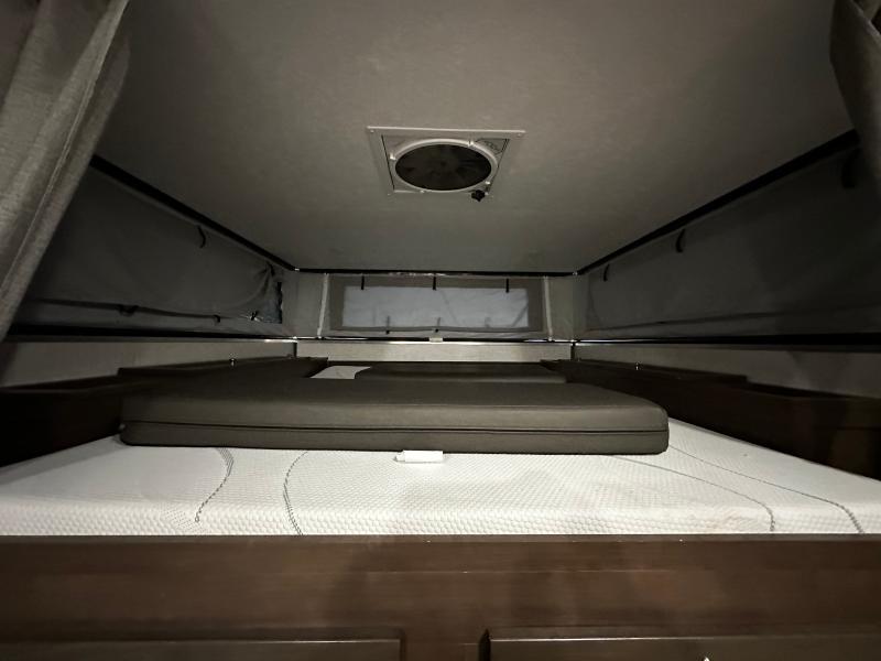 Travel lite Campeur for sale in Lanoraie