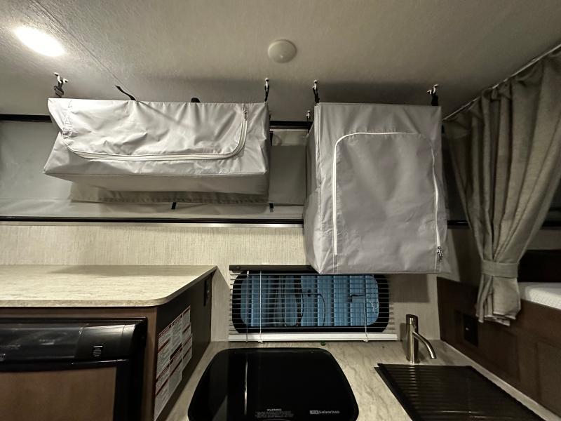 Travel lite Campeur for sale in Lanoraie